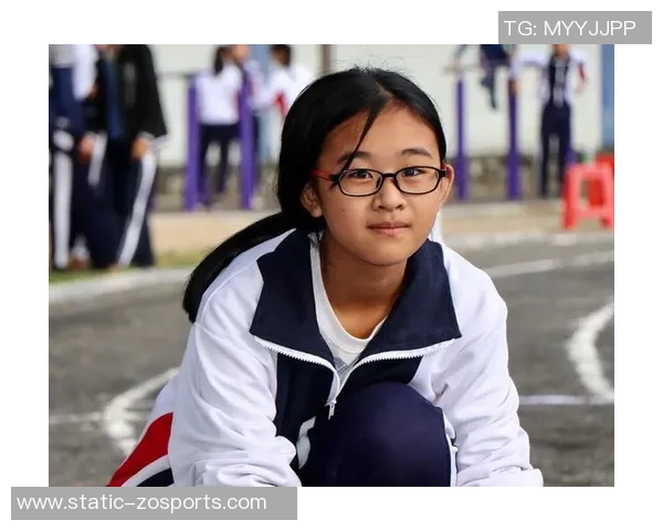 洛阳三中足球队奋勇拼搏展现青春风采助力校园体育文化发展