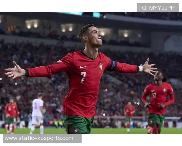 现役十大足球巨星的辉煌成就与未来展望分析